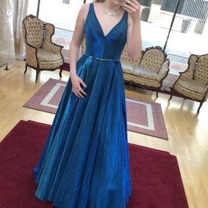 Beautiful Tiffany metallic blue prom dress